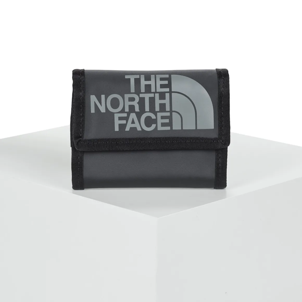 BASE CAMP WALLET