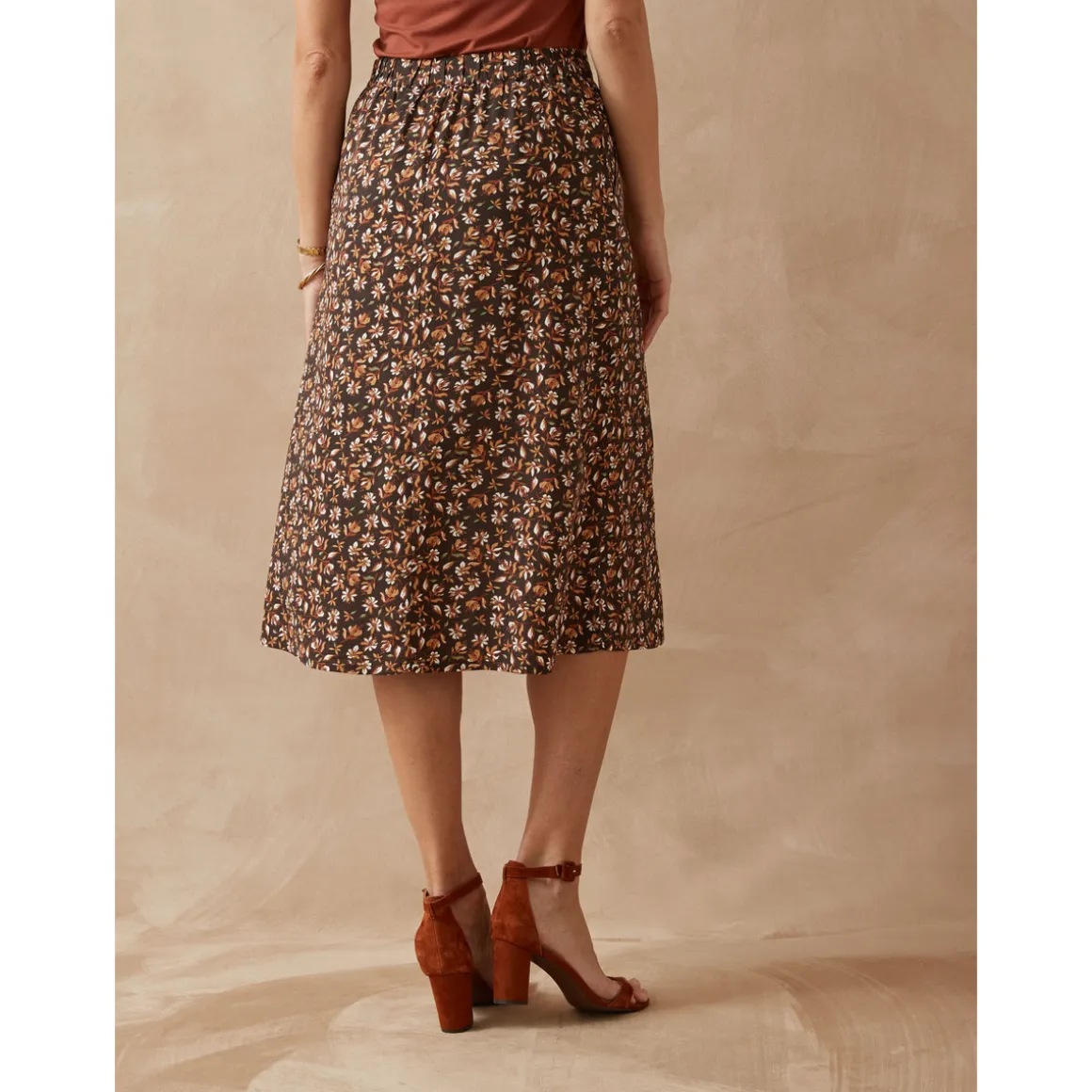 by - Jupe boutonnée élastiquée