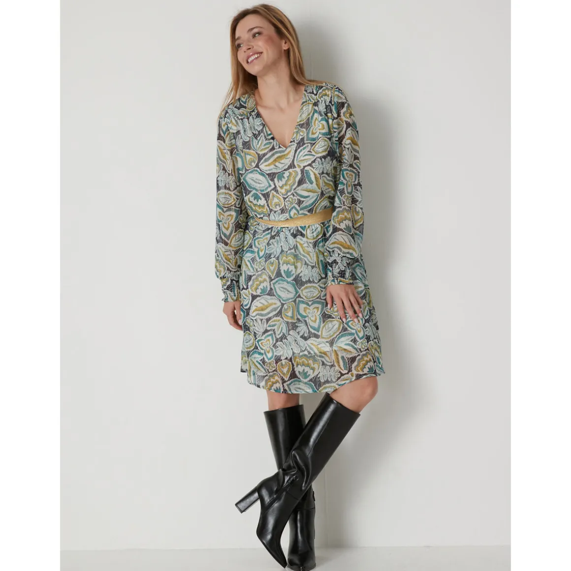 by - Jupe courte élastiquée en voile