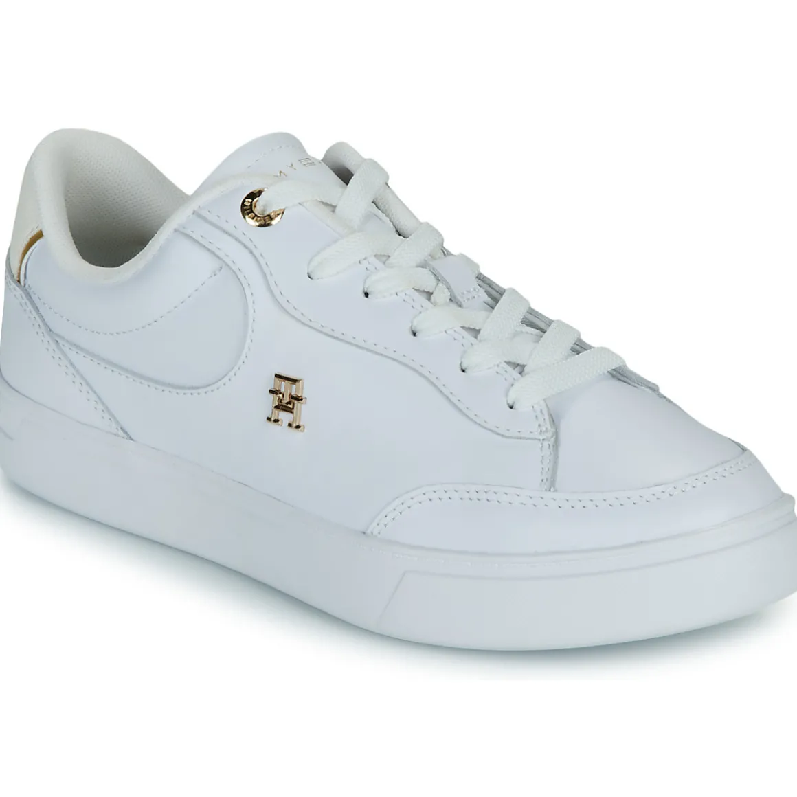 ESSENTIAL CHIC COURT SNEAKER
