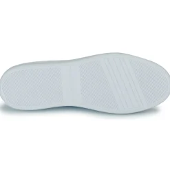 ESSENTIAL CHIC COURT SNEAKER