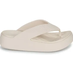 Getaway Groove Platform Flip