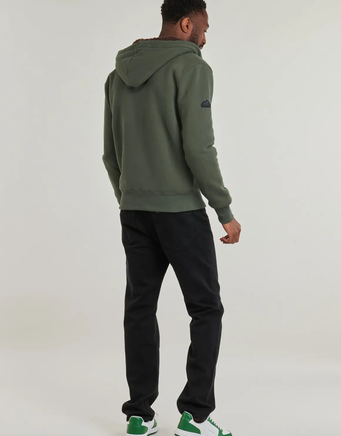 HOODED ZIP