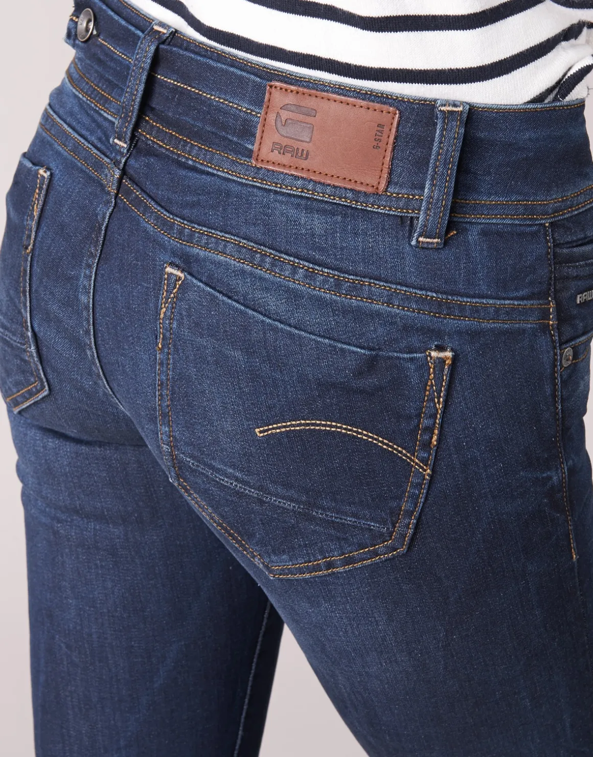 MIDGE SADDLE MID STRAIGHT