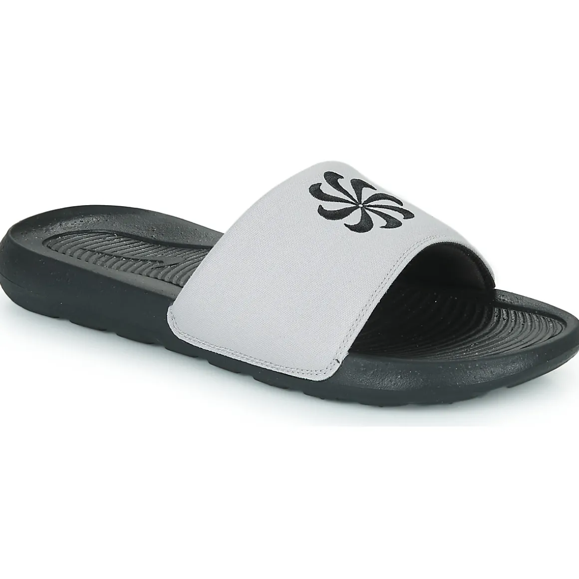 NIKE VICTORI ONE NEXT NATURE