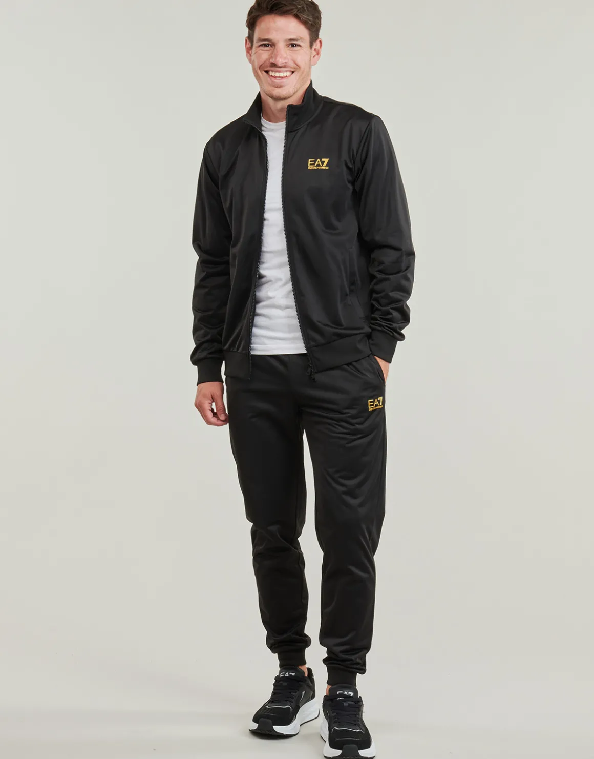 TRAIN CORE ID M T-SUIT TT FZ CH PL