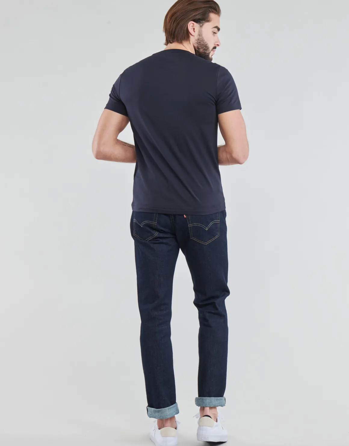 T-SHIRT AJUSTE EN COTON