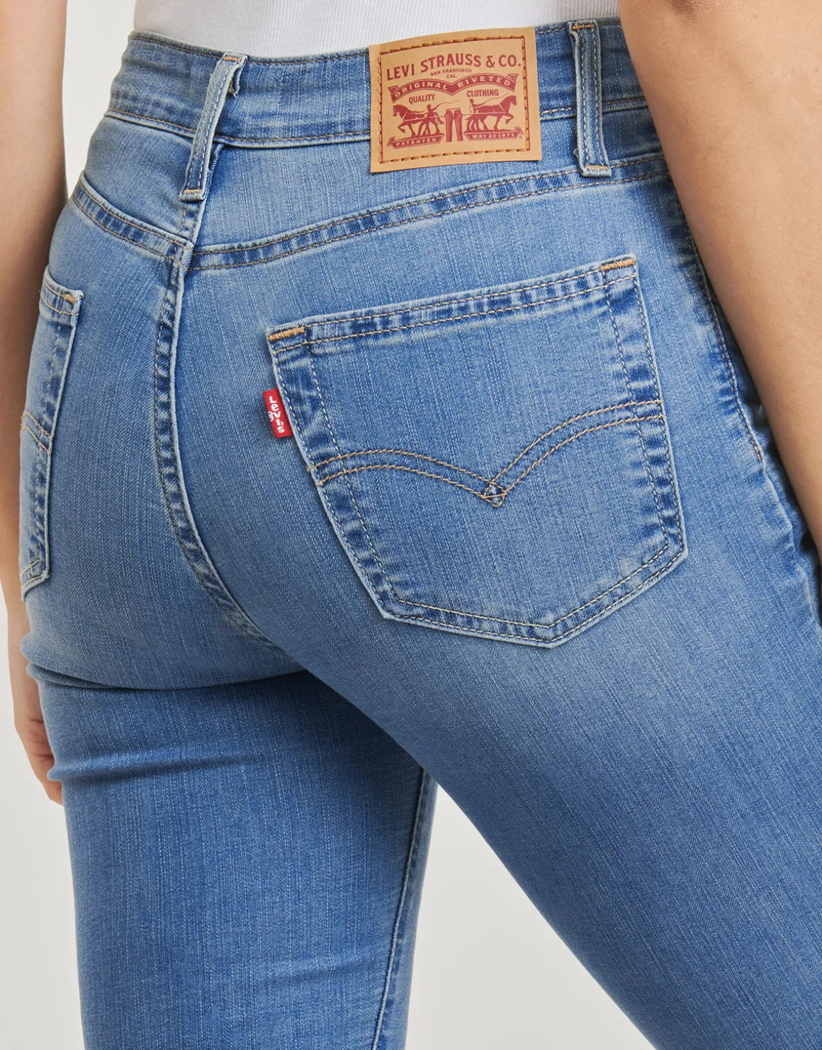 721 HIGH RISE SKINNY