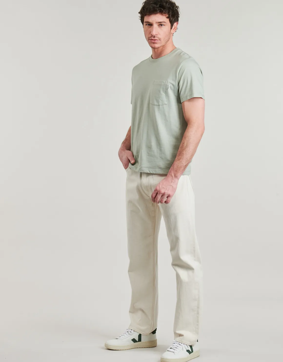 555® RELAXED STRAIGHT