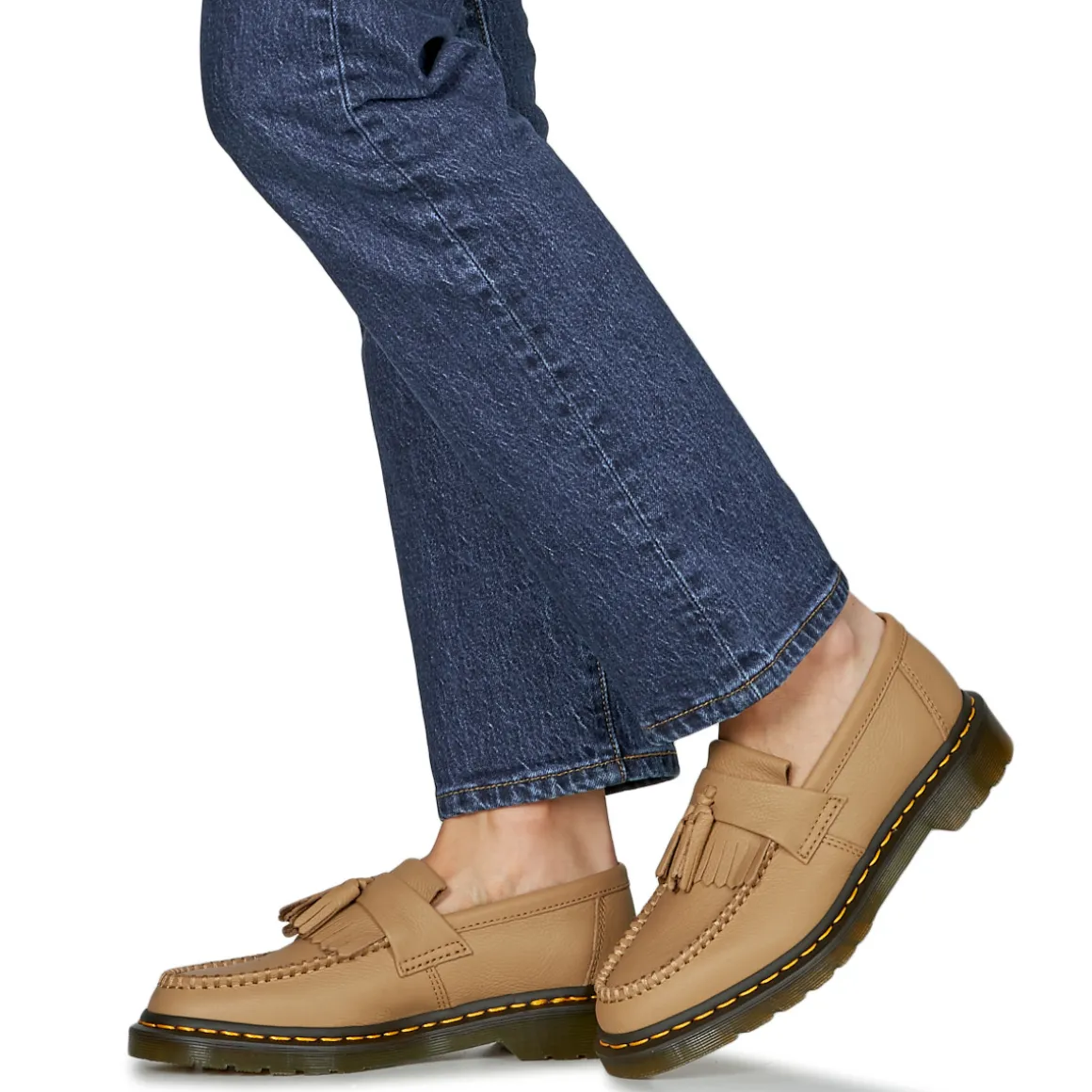 Adrian Savannah Tan Virginia