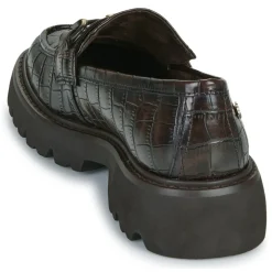 162547-BROWN-CROCO