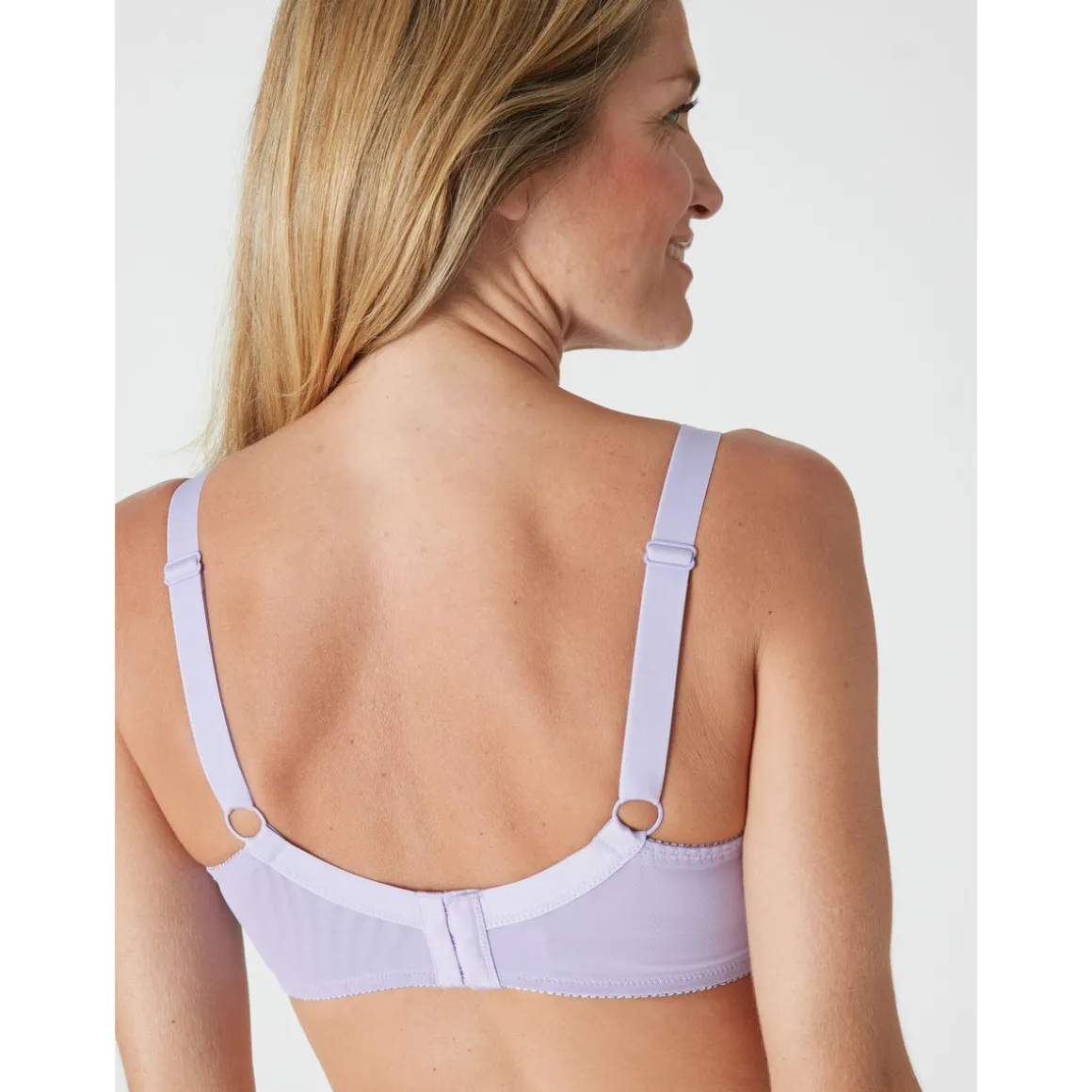 by - Soutien-gorge dentelle à armatures