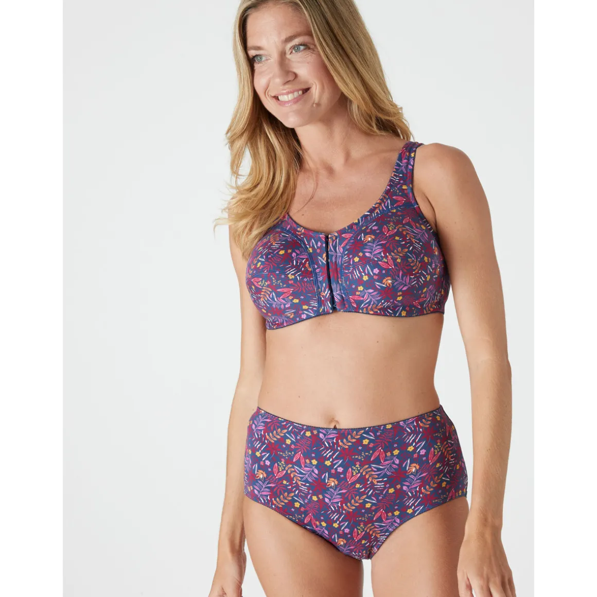 by - Soutien-gorge ouverture devant