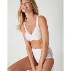 by - Soutien-gorge raffiné à armatures