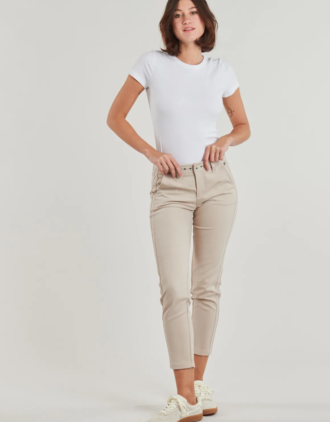 CLAUDIA POLYNEO LIGHT