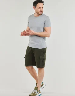 CONTRAST STITCH CARGO SHORT