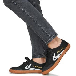 FE LO 1920 GUM GROUNDED