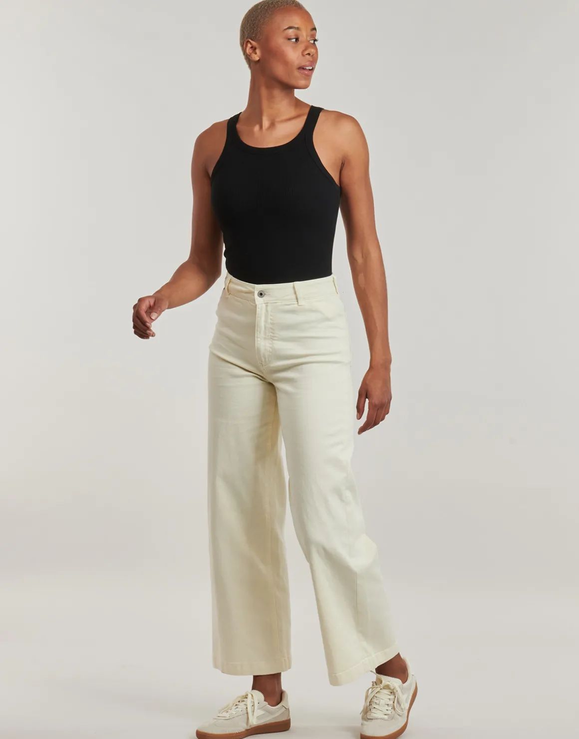 HIGH RISE WIDE CROP TANIA