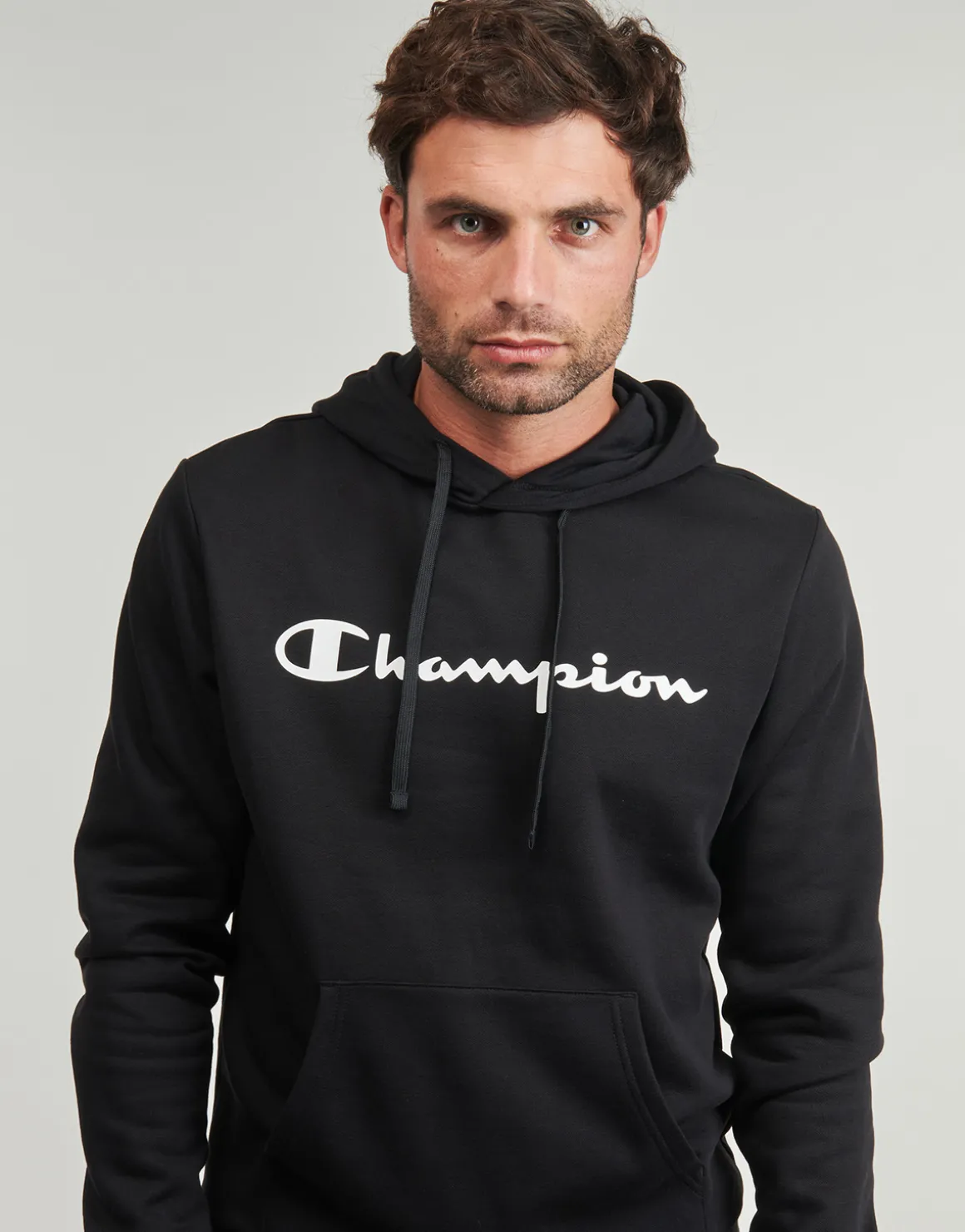 HOODED SWEATSHIRT