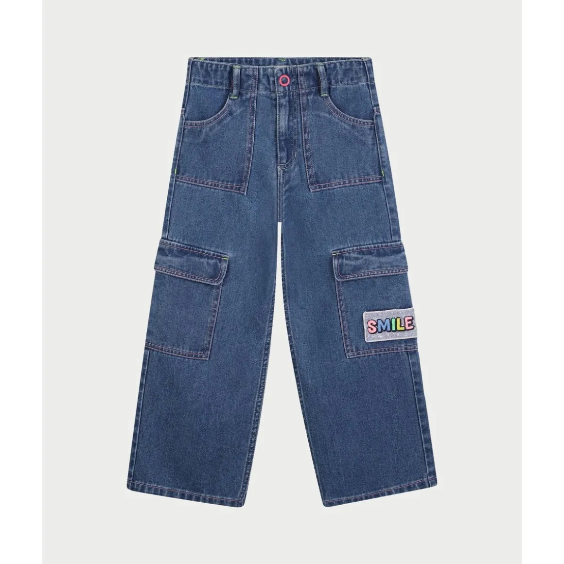 Jean fillette avec grandes poches