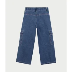 Jean fillette avec grandes poches