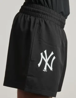 LEAGUE ESSENTIALS SHORT