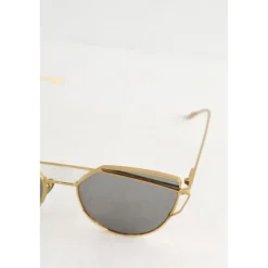 Lunettes de soleil grises