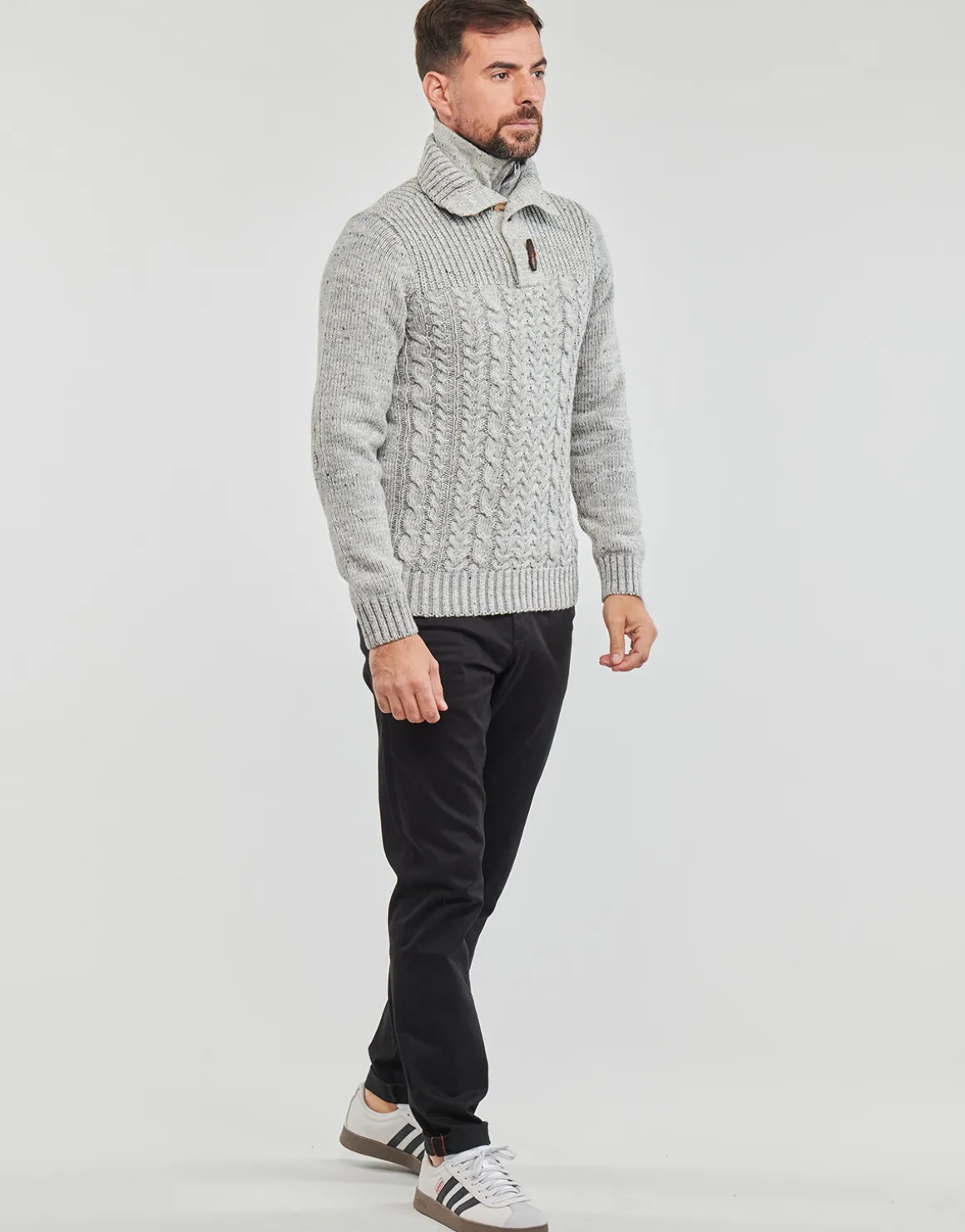 MEN KNITWEAR COLLAR
