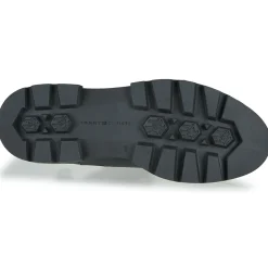 MONOCHROMATIC CHELSEA BOOT