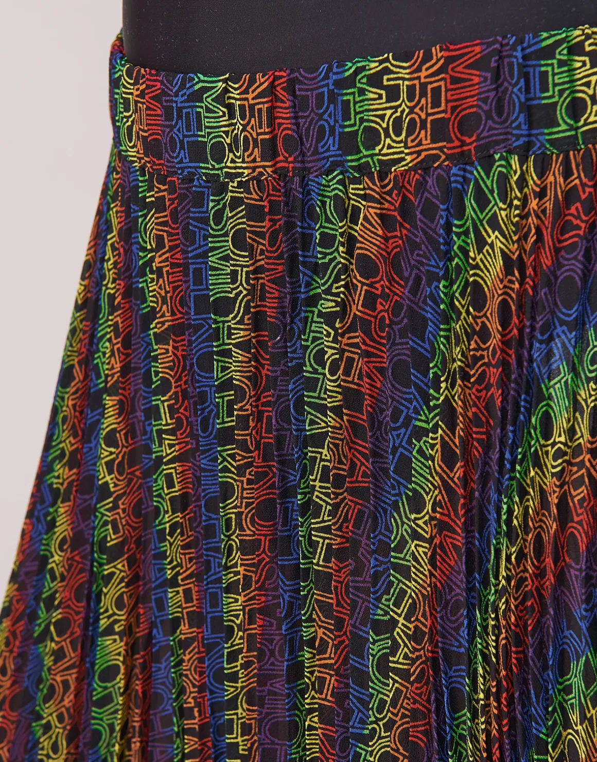 MULTI LOGO PLEAT SKRT