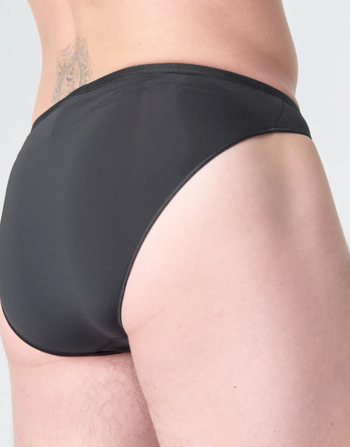 PLUMES MICRO BRIEF