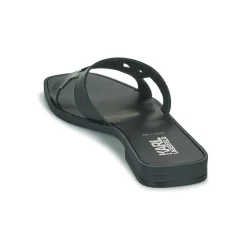 SKOOT II KARL KUT-OUT