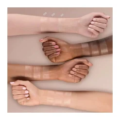 Soin Teinté All Over Glow Tint - 10 Beaming Diamond