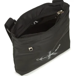 SPORT ESSENTIALS FLATPACK 18