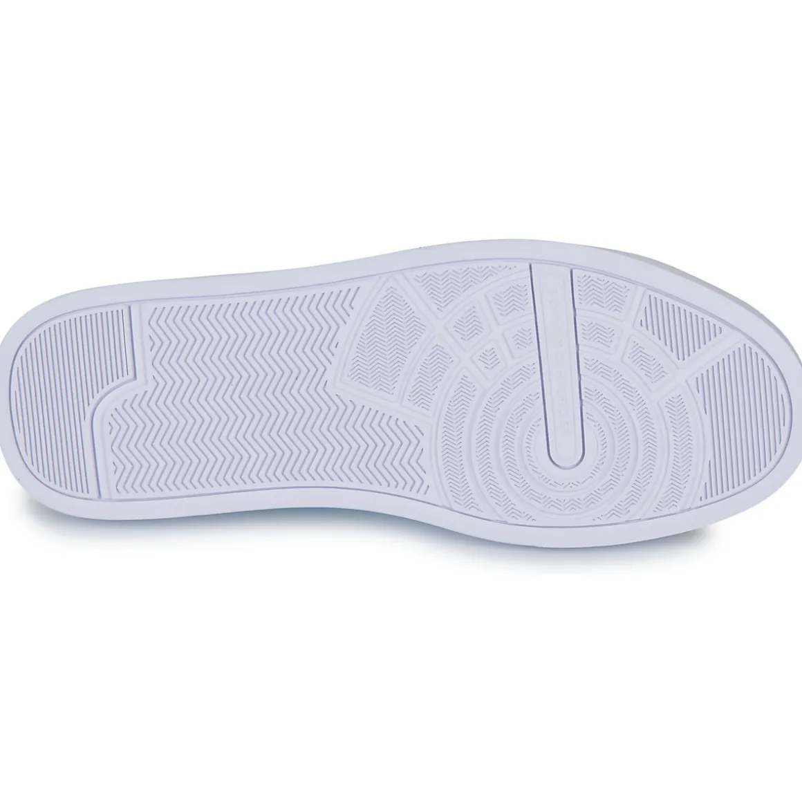 TH COURT LTH DETAIL ESS