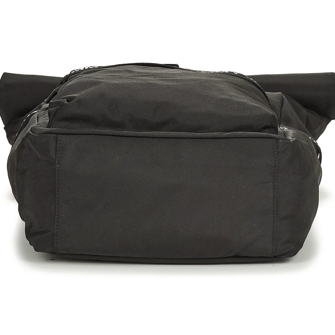 TJM ESSENTIAL ROLLTOP BP