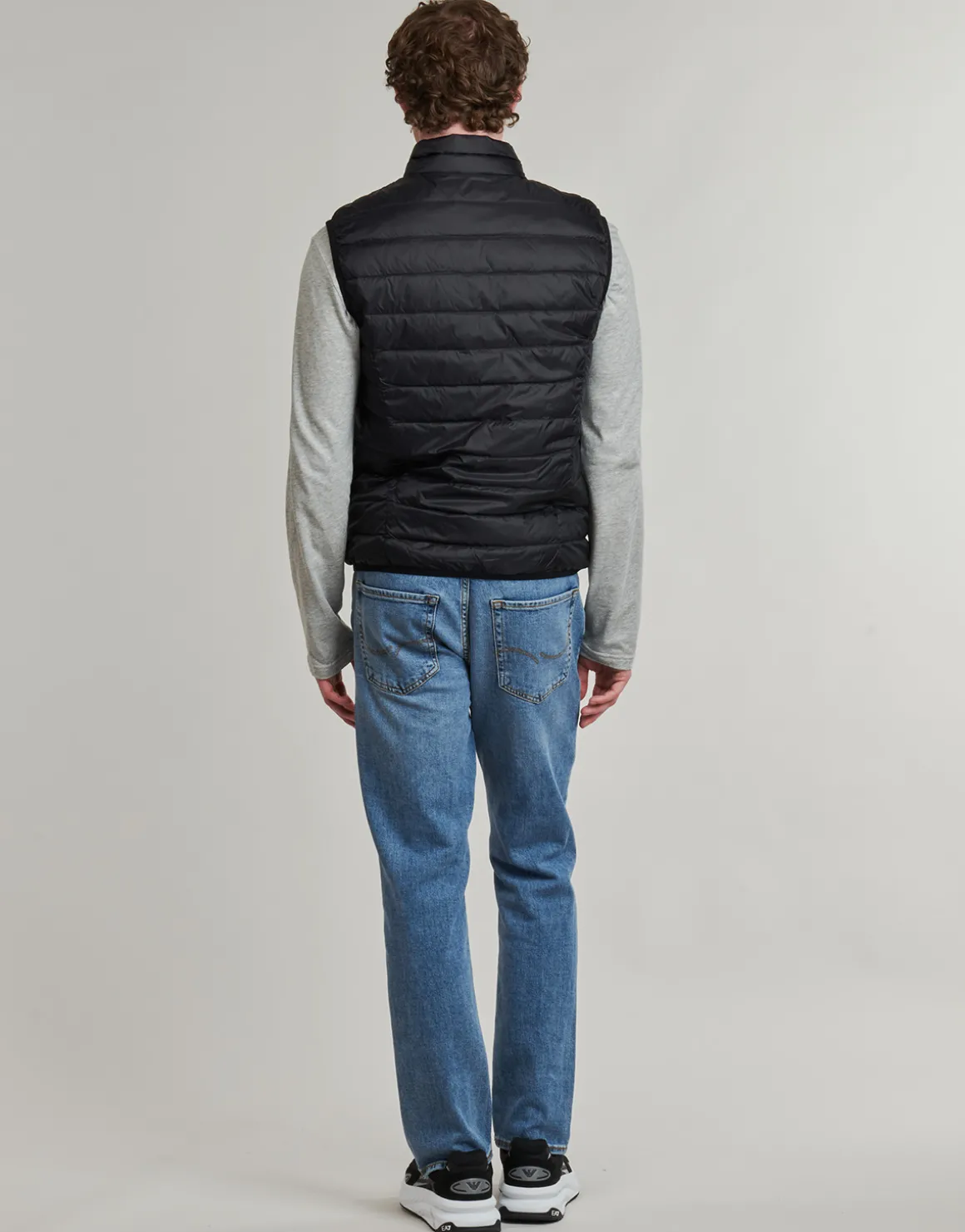 TRAIN CORE ID DOWN LIGHT VEST CC 8NPQ06